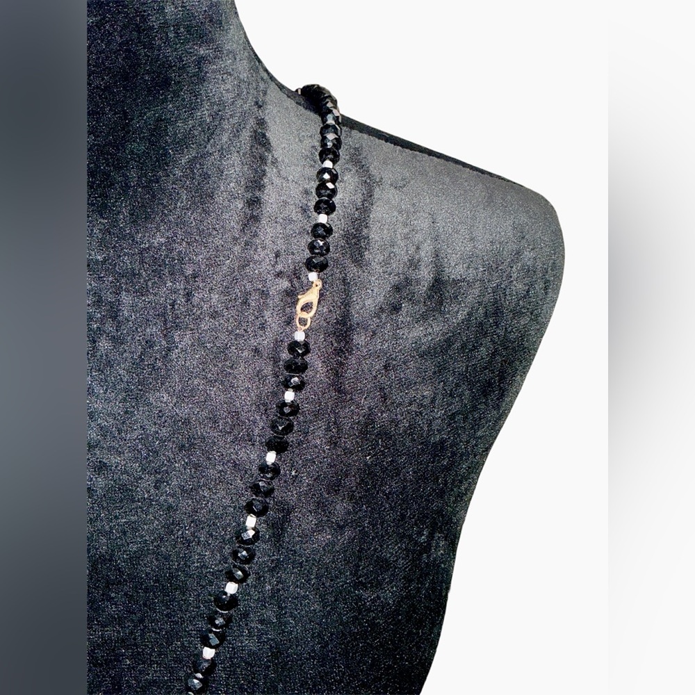 Long Elegant Black Glass & Gray Beaded Necklace With Tassel Detail - Picture 3 of 3